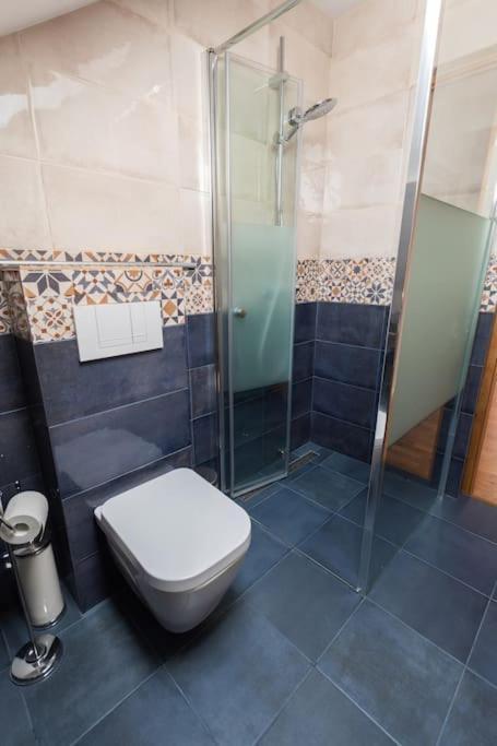 Charming Two Bedrooms Appartement